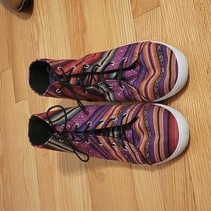 L&B HIGH TOP SNEAKERS